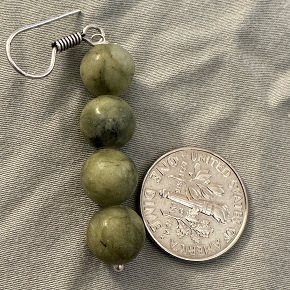 Jade dangle earrings in 925 Sterling silver - Picture 2 of 2